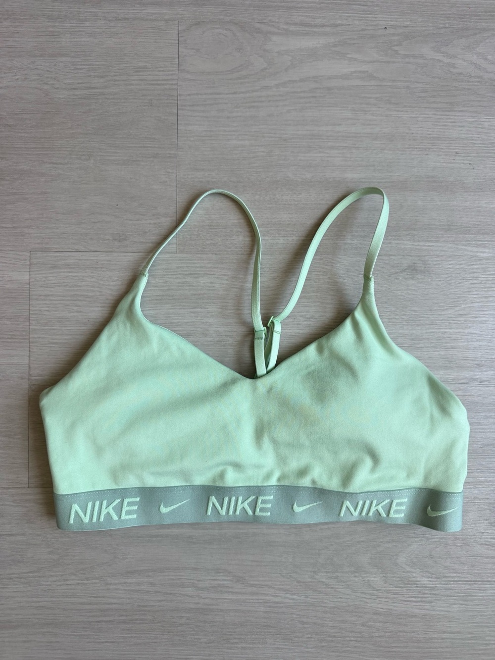 Nike Womens Mint Green Seamless Sports Bra